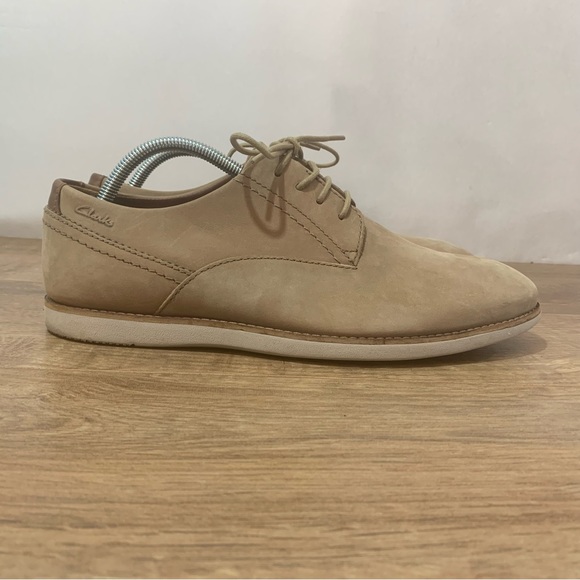 Clarks Franson Plain Nubuck Casual Shoes Size 8 G Beige Sand - Picture 4 of 14